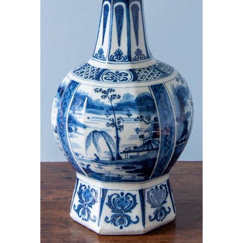 Blue Dutch Blue and White Chinoiserie Garlic Neck Vase Lamp, 1700s For Sale - Image 8 of 14