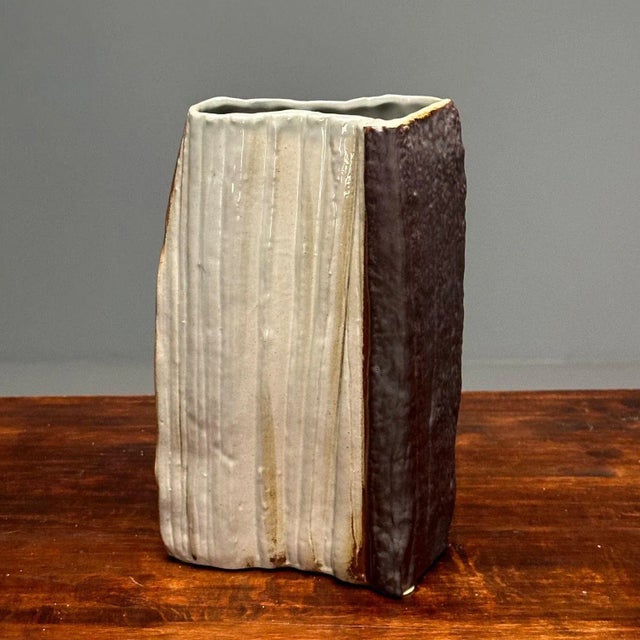 Mid-Century Modern Carl-Harry Stålhane, Swedish Mid-Century Modern, Ceramic Stoneware, Vase, 1970s For Sale - Image 3 of 8