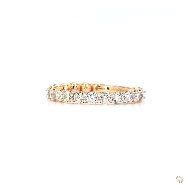 Modern 1.45 Carat Round Brilliant Cut Diamond Gold Ring, Size 6.5 For Sale - Image 3 of 9