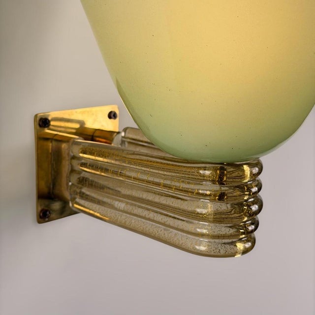 Vintage Murano Glass and Brass Wall Sconces by Tomaso Buzzi for Venini, 1940s, Set of 2 For Sale - Image 11 of 18