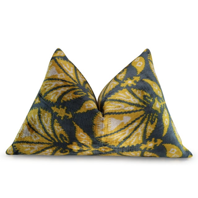 Handmade Gold & Gray Silk Velvet Throw Pillow & Down Insert For Sale - Image 4 of 11