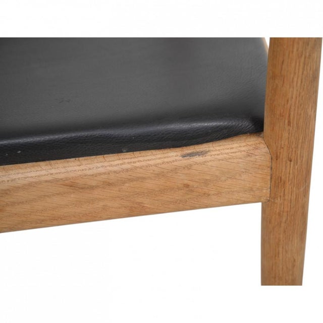 Vintage JH503 The Chair in Oak and Black Leather by Hans Wegner, 1960s For Sale - Image 9 of 18