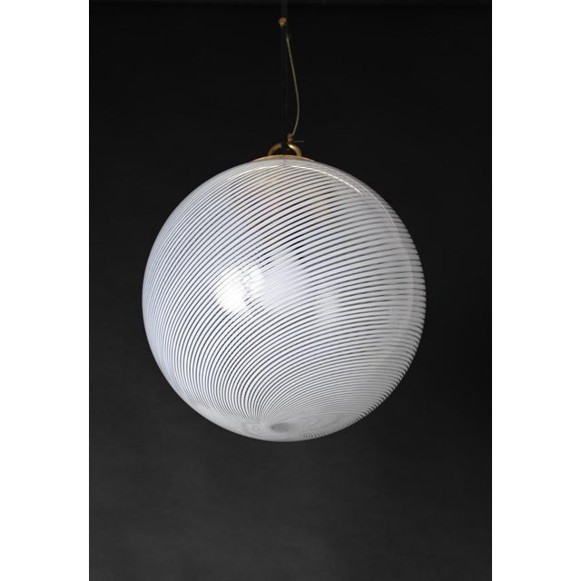 Gold Mid-Century Tessuto White and Crystal Murano Glass Chandelier from Venini, 1970s For Sale - Image 8 of 18