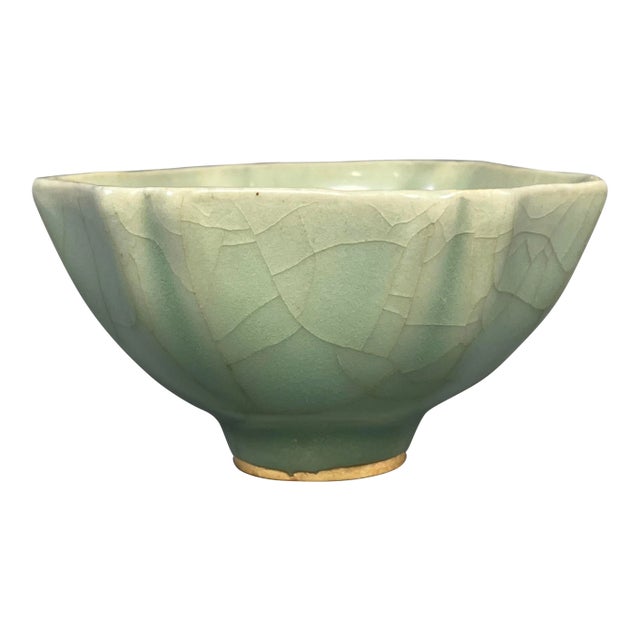Antique Chinese Celadon Lobed Flower‑Shaped Bowl, Collectible Antique For Sale