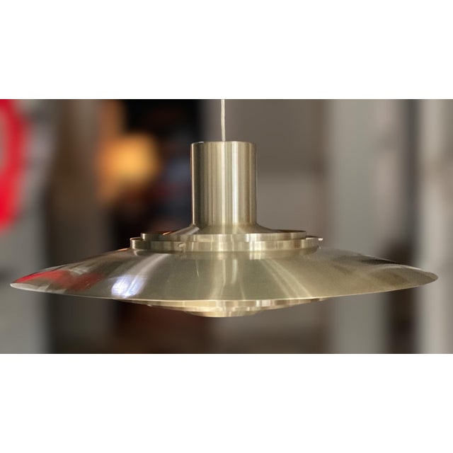 Mid-Century Modern Vintage Danish P376 Pendant Lamp by Jørgen Kastholm & Preben Fabricius for Nordisk Solar, 1960s – Large 28" Brushed Brass Aluminum For Sale - Image 3 of 18