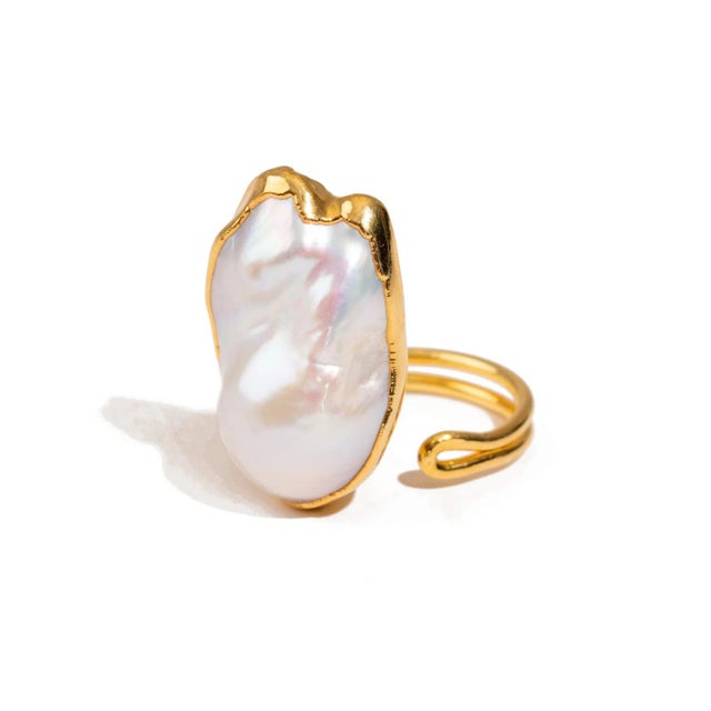 White Goddess Baroque Pearl Gold Statement Adjustable Ring, Size 8 For Sale - Image 8 of 8