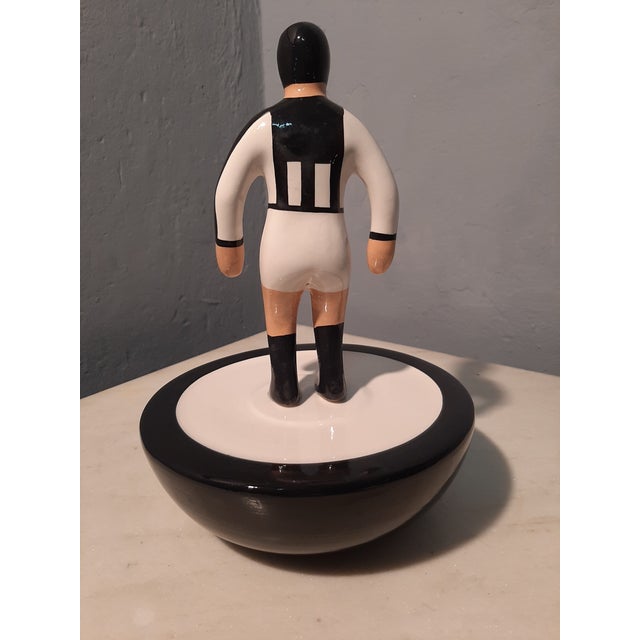 Subbuteo Ornament Sculpture in Double-Mold Ceramic from Artigianato Italiano For Sale - Image 4 of 7