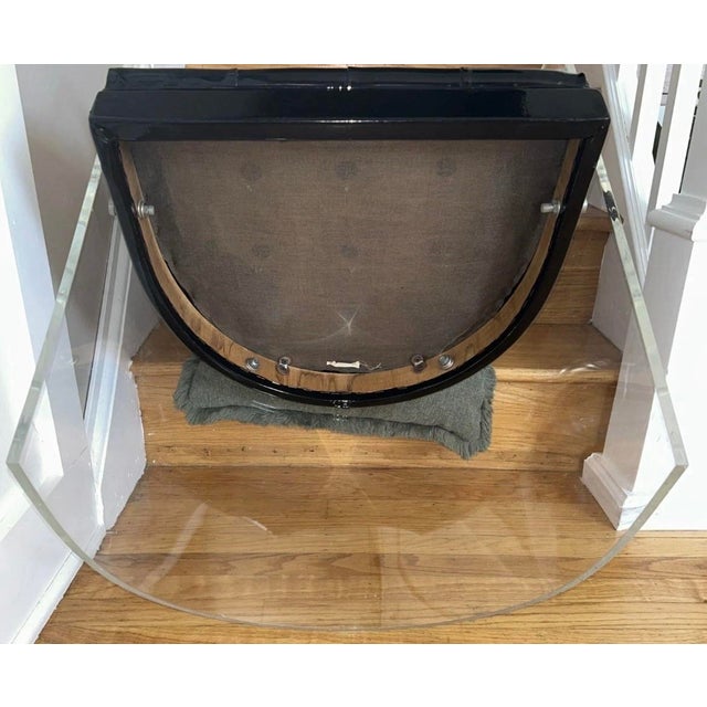 Mid-Century Modern Lucite Barrel Tub Chair With Black Patent Leather Floating Seat Hollywood Regency For Sale - Image 10 of 12