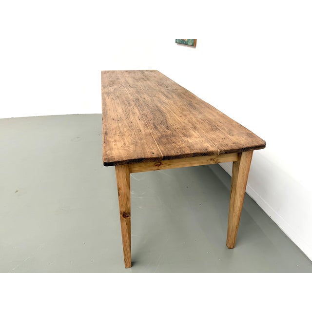 Pine Farmhouse Table with Tapered Legs, France, 1950s For Sale - Image 6 of 18