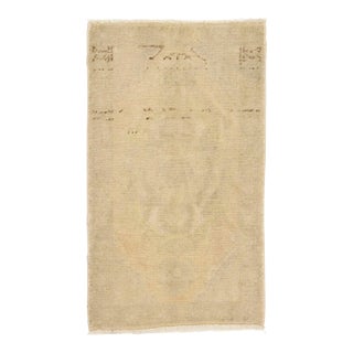 Vintage Turkish Hand Knotted Yastik Rug - 1'8 X 2'10 For Sale