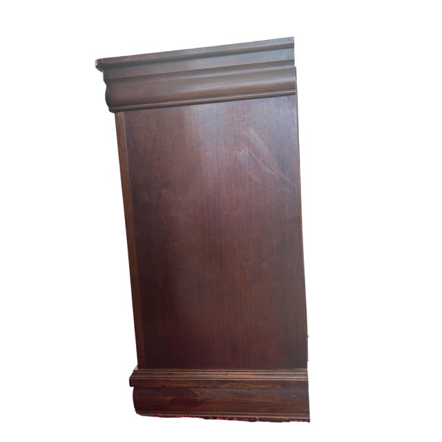 Bassett Furniture French Inspired Collection Cherry Double Dresser Traditional 8-Drawer Chest For Sale - Image 9 of 12