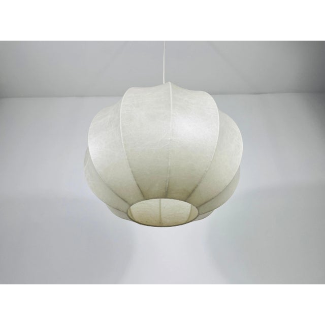 Achille Castiglioni Mid-Century Round Cocoon Pendant Lamp, 1960s, Italy For Sale - Image 4 of 10