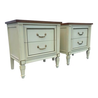 Bassett Perlatto Bisque and Cherry Nightstands - a Pair For Sale