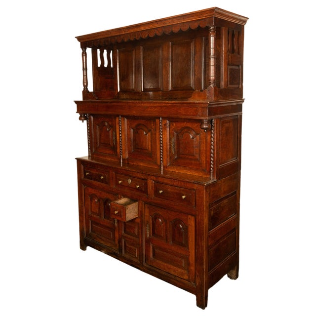 Antique Early 18th Century Carved Oak Welsh CWPWRDD Tridarn Cupboard Cabinet 1730 For Sale - Image 11 of 16