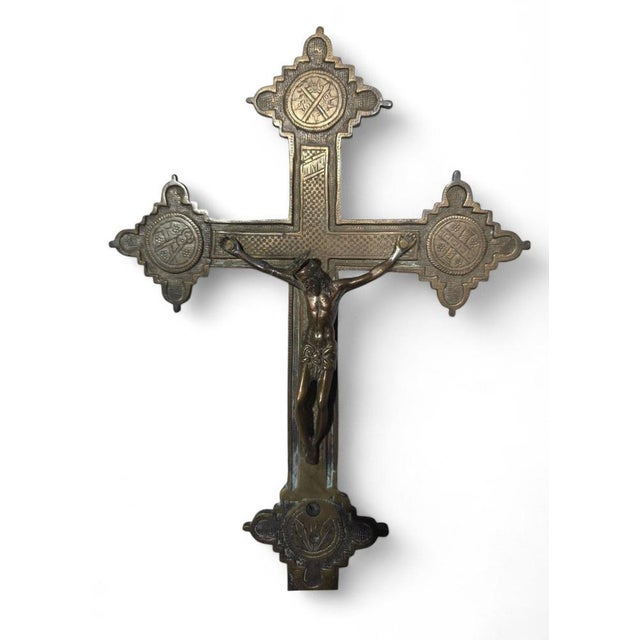 17th Century Italian Processional Cross in Bronze For Sale - Image 3 of 16