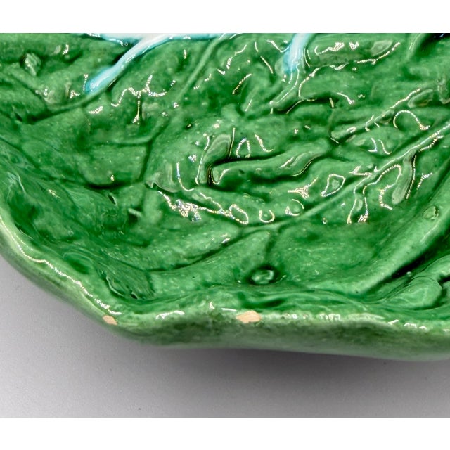 Bordallo Pinheiro Cabbage Leaf Bowl Pressed Frog Mark Portugal Majolica 7.5" For Sale In Palm Springs - Image 6 of 8