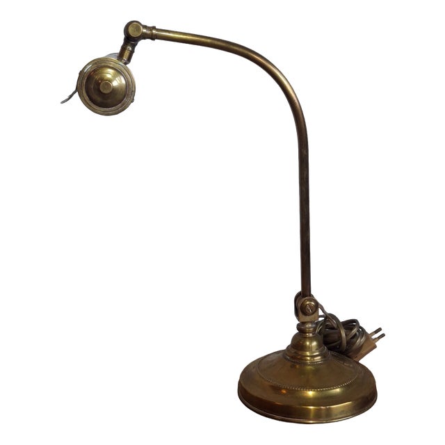 Art Nouveau Belle Époque Desk Lamp in Brass with Articulated Arm, 1890s For Sale