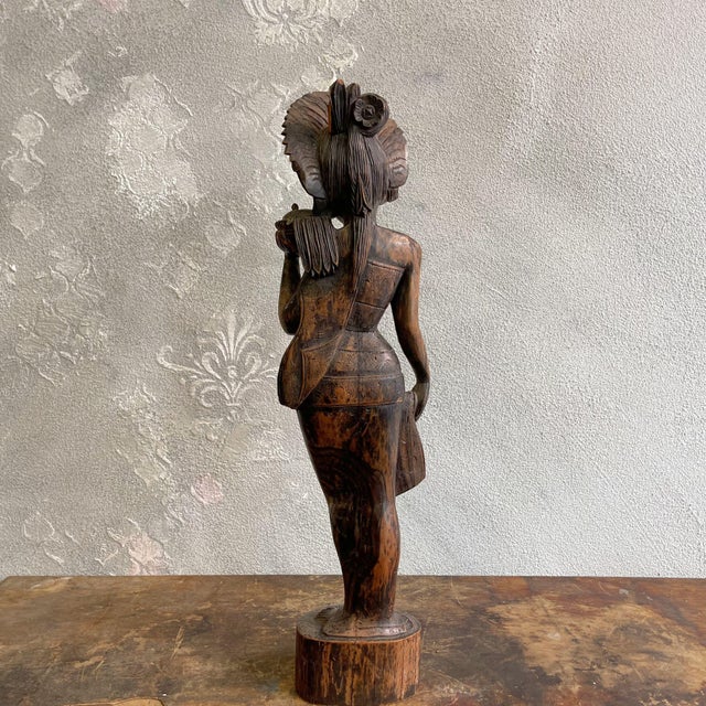 Sculpture Depicting a Balinese Woman on Hand-Carved Mahogany, 1960s For Sale - Image 4 of 9