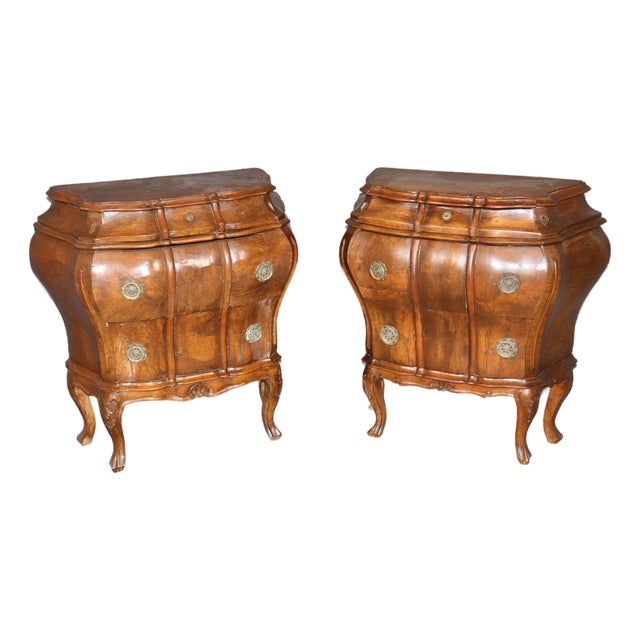 Pair of Antique Italian Baroque Style Brass Mounted Bombe Nightstands For Sale