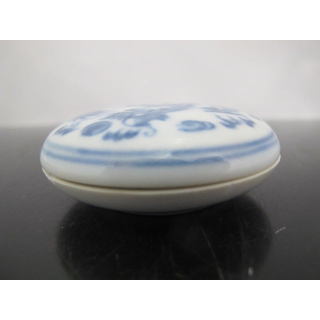 Chinese Seal Paste Blue & White Porcelain Dragon Box Jar With Lid For Sale - Image 9 of 11