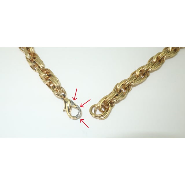 Jomaz Gold Plated Sunburst Pendant Chain Link Necklace c.1970 For Sale - Image 9 of 12