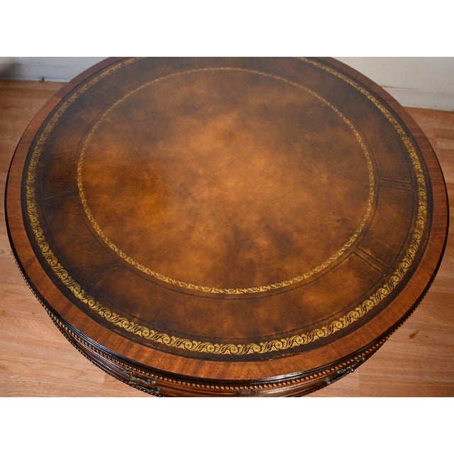 Chippendale 1930s English Chippendale Mahogany & Leather Top Round Center Table / Hall Table For Sale - Image 3 of 16