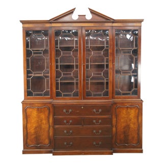 1940s Baker Manor House English George III Mahogany Breakfront China Cabinet Bookcase For Sale