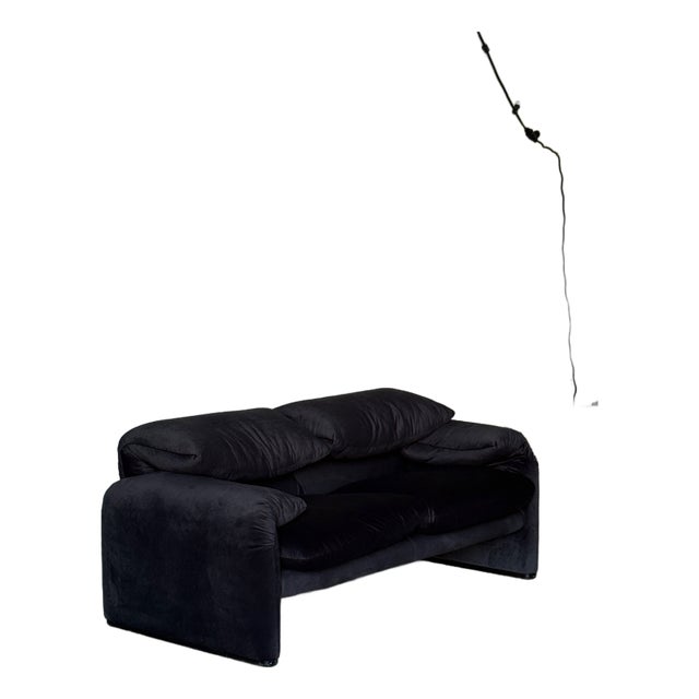 1970s Maralunga 2-Seater Sofa, Reupholstered in Black Velvet Attributed to Vico Magistretti for Cassina For Sale