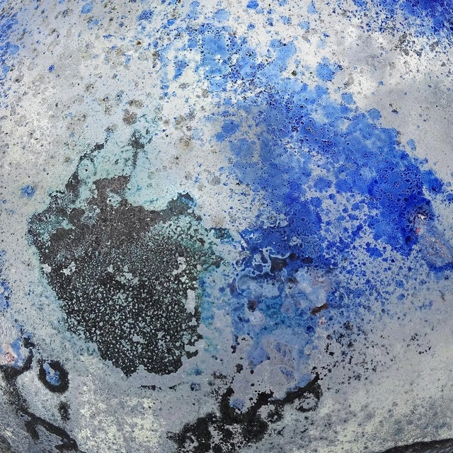 Blue Vintage Murano Seguso Arte Vetro Blue Black Abstract Scavo Surface Texture Italian Art Glass Flower Vase For Sale - Image 8 of 10