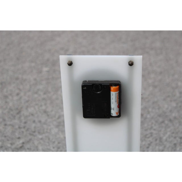 Art Deco Table Clock in Acrylic Glass with Marble and Black Glass, 1940 For Sale - Image 6 of 10