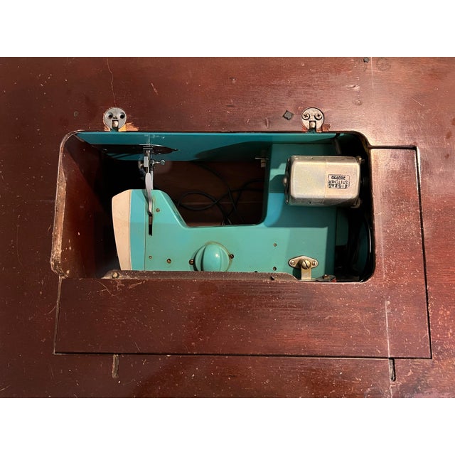 Brown 1950s Traditional Federal Kneehole Desk and Sewing Desk For Sale - Image 8 of 11