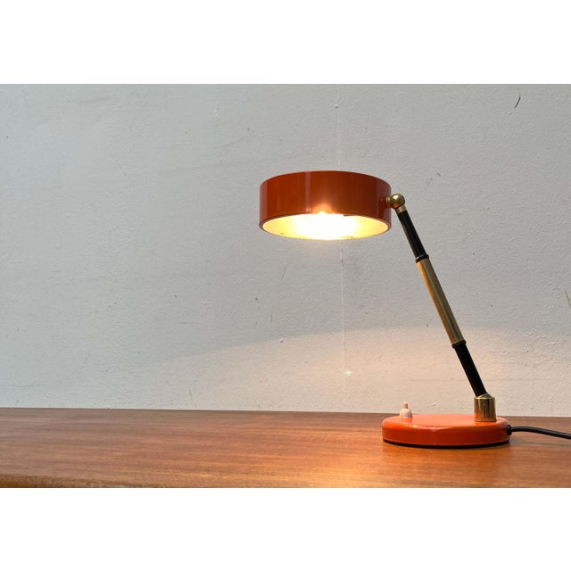Mid-Century Modern Minimalist Orange Table Lamp, Italy, 1960s For Sale - Image 15 of 18