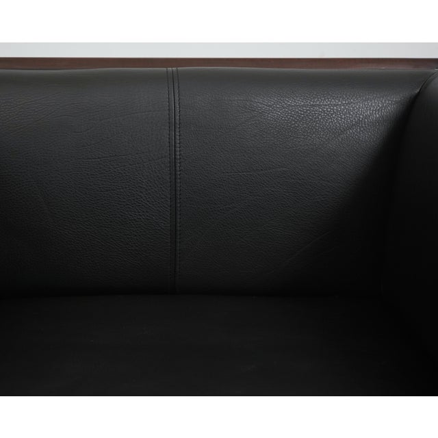 Jaguar Modern Design Leather Club Chair For Sale In Philadelphia - Image 6 of 18