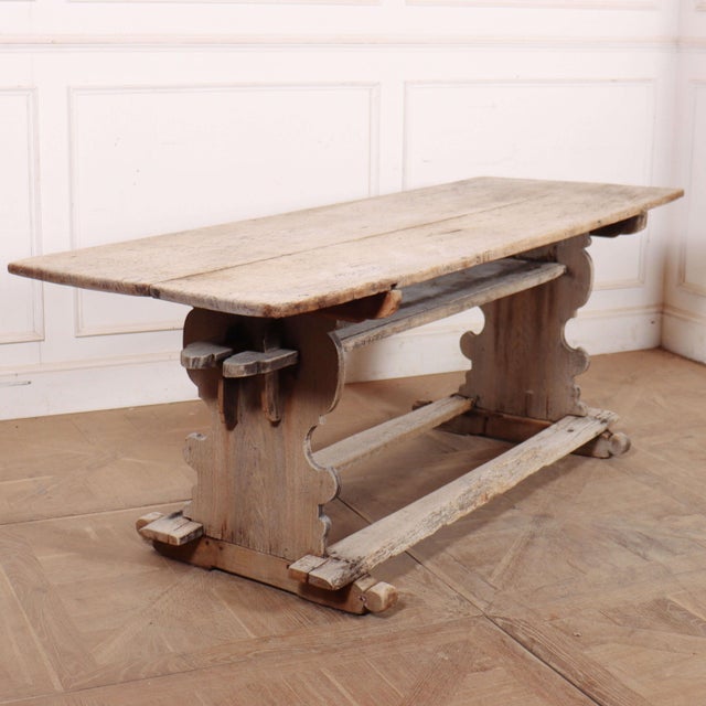 Rustic English Console Table in Oak For Sale - Image 10 of 10