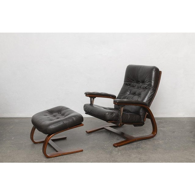 Set of Panter Leather Chair with Ottoman by Arnt Lande for Westnofa, Norway, 1970s For Sale - Image 9 of 9