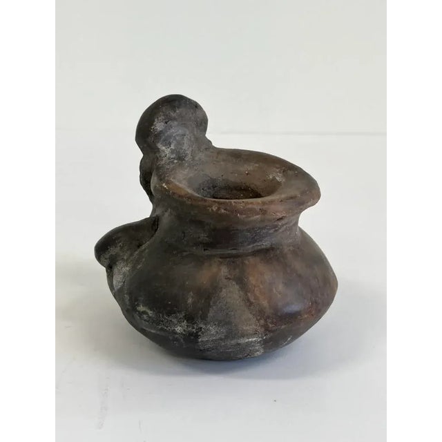 Figurative Antique Pre-Columbian Style Figurative Pot – Handcrafted Clay Vessel For Sale - Image 3 of 7