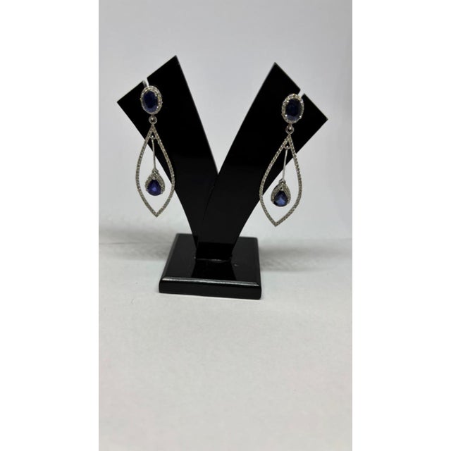 Modern Natural Sapphire 4.11cts & Diamond 1cts Earring in 14k Gold For Sale - Image 3 of 8