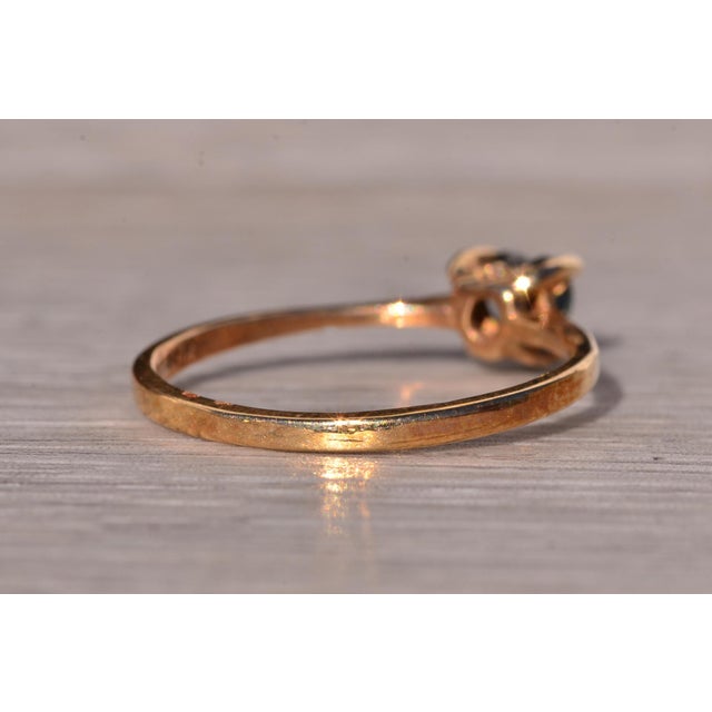 Metal The Titanic: Natural Blue Heart Shaped Sapphire Ring in Yellow Gold For Sale - Image 7 of 11