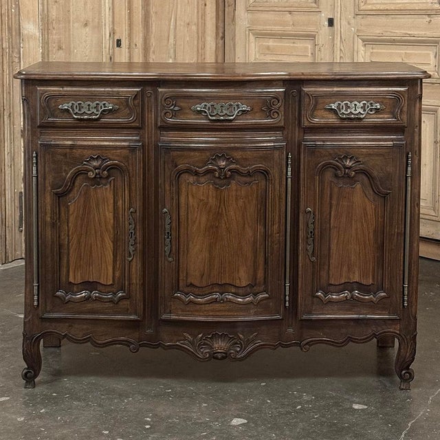 Antique Country French Walnut Buffet ~ Trois Porte Enfilade For Sale - Image 4 of 17