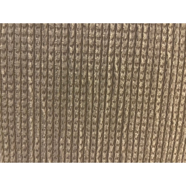 Ethan Allen Evette Settee/Sofa in Cream Chenille Attributed to Ethan Allen For Sale - Image 4 of 7