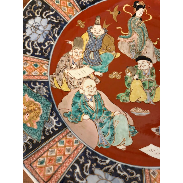 Large Antique Japanese Imari Porcelain Chargers with Seven Lucky Gods, 1880, Set of 2 For Sale - Image 8 of 17