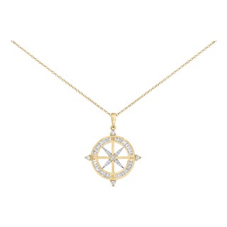 14K Yellow Gold Plated Sterling Silver 3/4 Cttw Diamond Compass Medallion Pendant Necklace For Sale