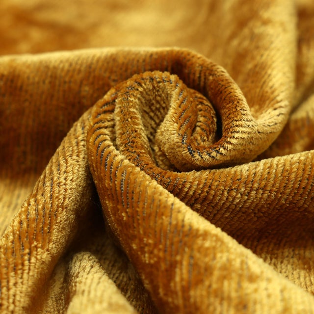 Mid-Century Modern Golden Silk Velvet Throw Pillow 20x20 | Handmade Solid Color Luxury Accent Pillow For Sale - Image 3 of 7