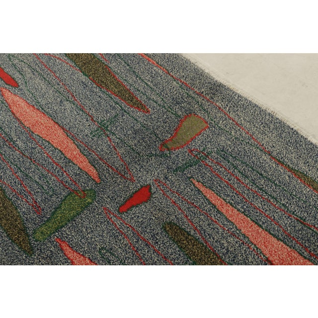 1960s Vintage Zeki Müren Rug in Gray, Peach and Green Geometric Pattern For Sale In New York - Image 6 of 7