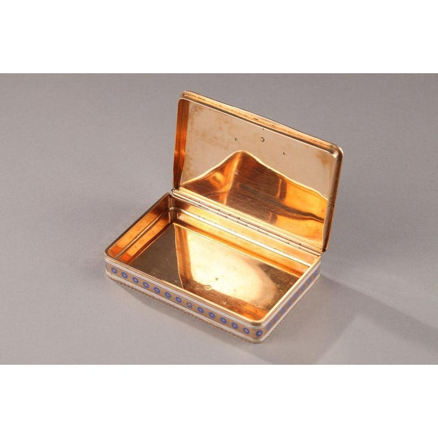 Late 18th Century Enamelled Gold Swiss Box. Late 18th Century For Sale - Image 5 of 10