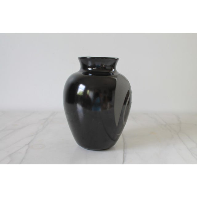 Rustic 1980's Native American Style Black Sable Pottery Vase For Sale - Image 3 of 8