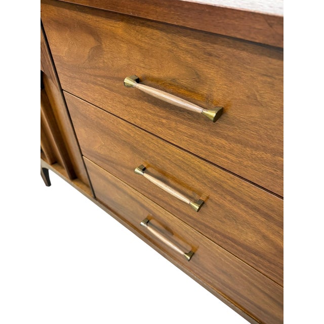 Mid-Century Modern Kent Coffey Perspecta 12-Drawer Walnut Dresser - Refinished For Sale - Image 12 of 13