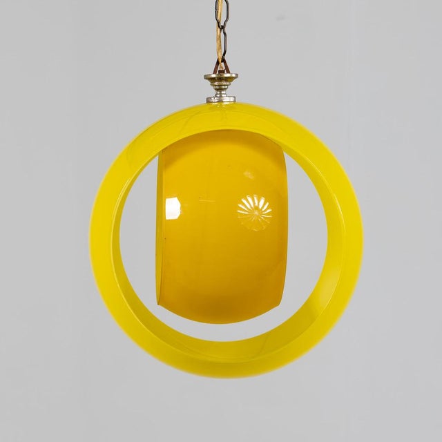 AVMazzega Yellow Eclisse Hanging Lamp by Nason for Mazzega For Sale - Image 4 of 9