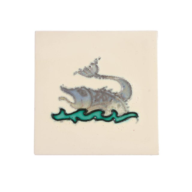 1920s Set of 5 Belgian Faience Tiles of Imaginary Fish, C. 1920 For Sale - Image 5 of 12