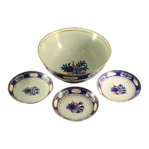 18th/19th Century Jiaqing Chinese Porcelain Large Bowl & 3 Plates Shallow Bowls